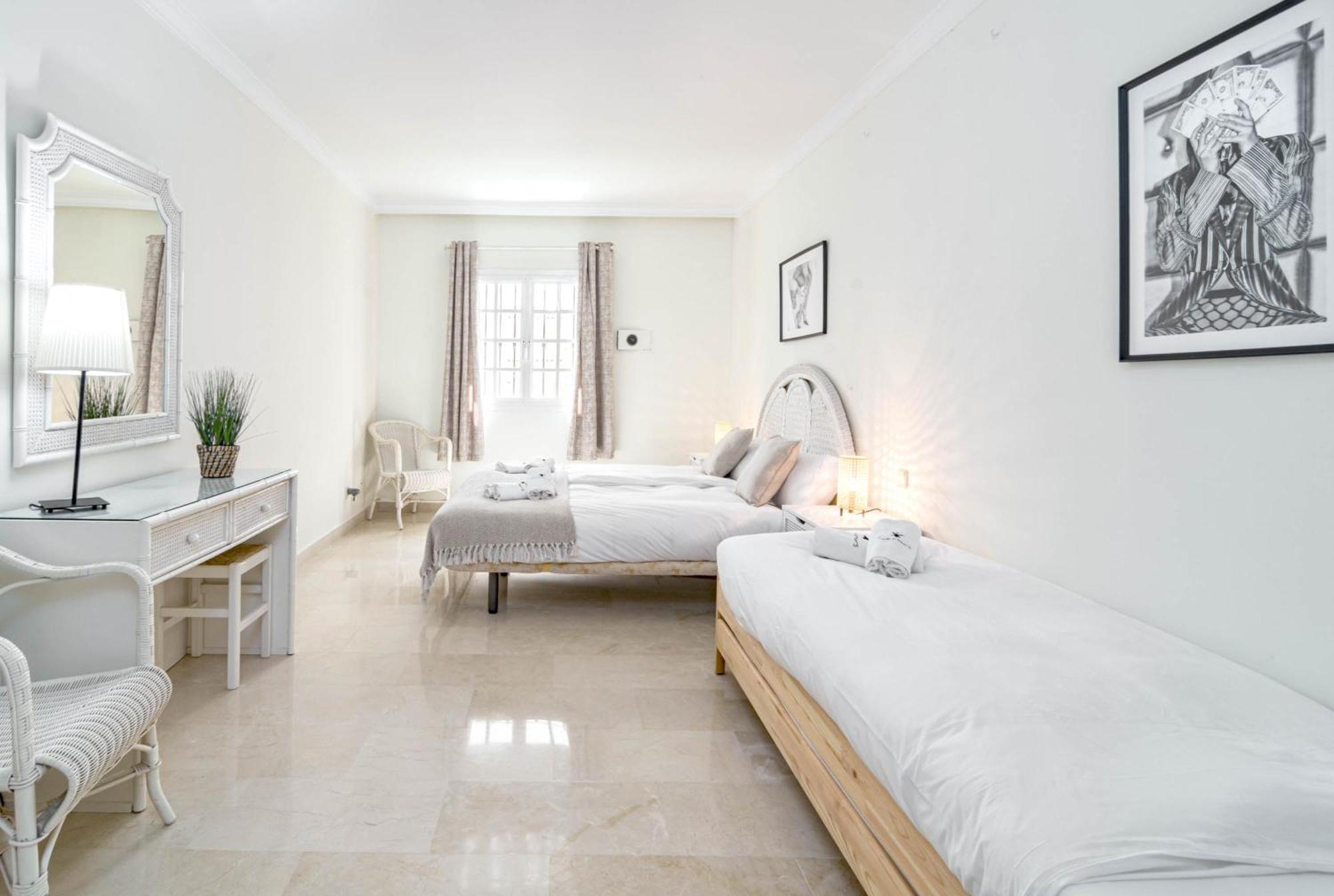 Aloha Pueblo 144 Marbella